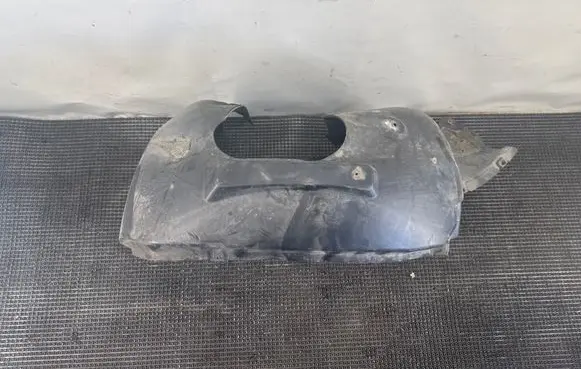 Audi A3 S3 8V Front wheel arch liner splash guards 8V0821172
