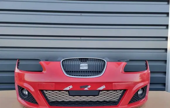 Seat Leon (1P) Front bumper 1P0807221M