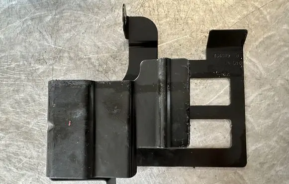 Peugeot 3008 I Other engine bay part 606039B