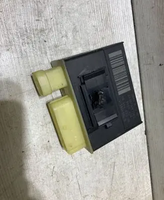 Glow plug pre-heat relay