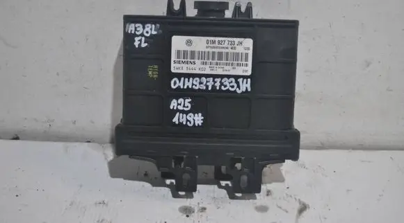 Audi A3 S3 8L Gearbox control unit/module 01M927733JH 5WK33444