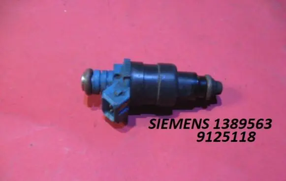Volvo S40, V40 Fuel injector 9125118