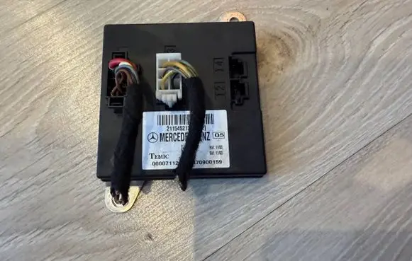 Mercedes-Benz E W211 Comfort/convenience module A2115452132 2115452132