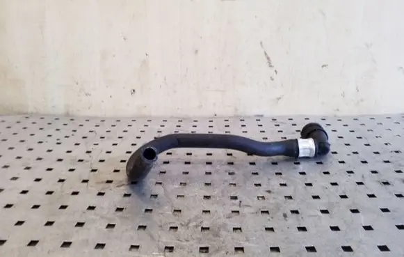 Volvo XC90 Engine coolant pipe/hose 8649878