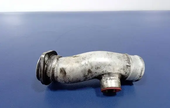Volkswagen Phaeton Air intake hose/pipe