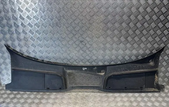 Wiper trim