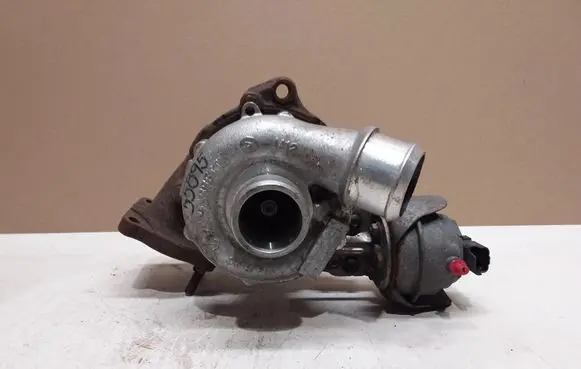 Ford Kuga I Turbo 9677063780