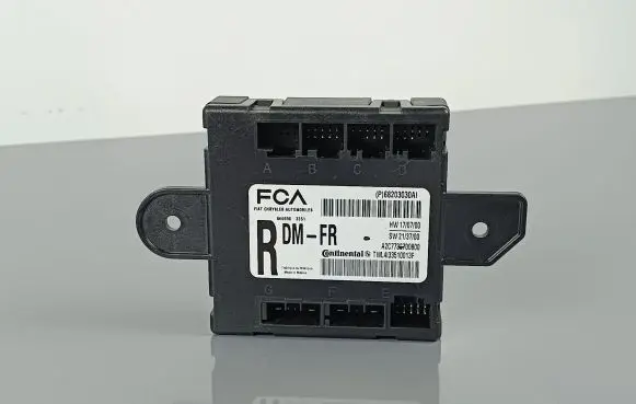 Jeep Grand Cherokee WL Other control units/modules P68203030AI