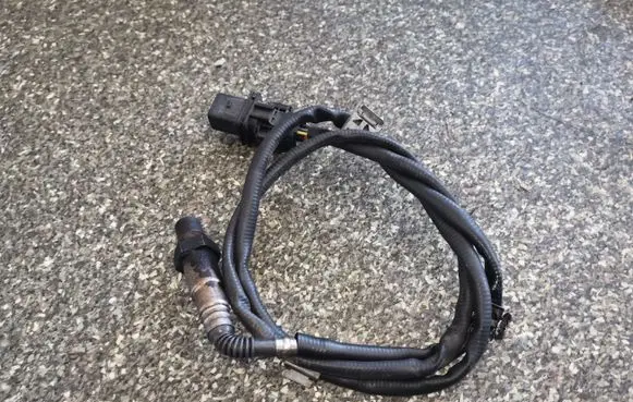 Mercedes-Benz C W203 Lambda probe sensor 1928404682 0258017020