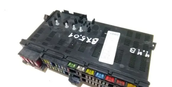 BMW X5 E53 Fuse module 8380405