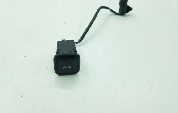 Audi A6 C7 AUX in-socket connector 4G0035474A