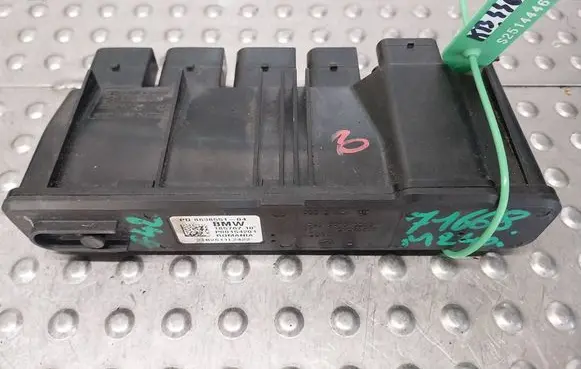 BMW 7 G11 G12 Power management control unit 8638551