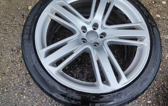 Audi A8 S8 D4 4H R21 alloy rim 4H0601025AR