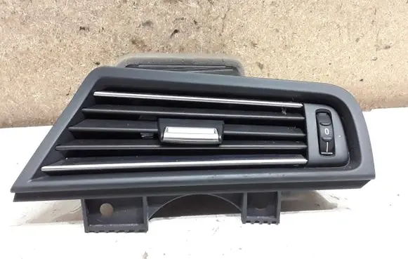 BMW 5 F10 F11 Dashboard side air vent grill/cover trim 9166884 16828110