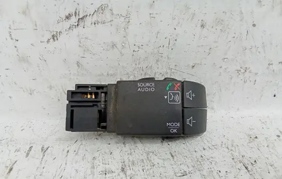 Renault Trafic II (X83) Multifunctional control switch/knob 8200950420