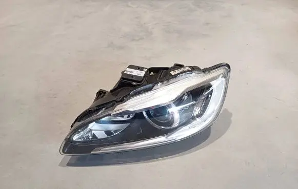 Volvo V60 Headlight/headlamp 31420253