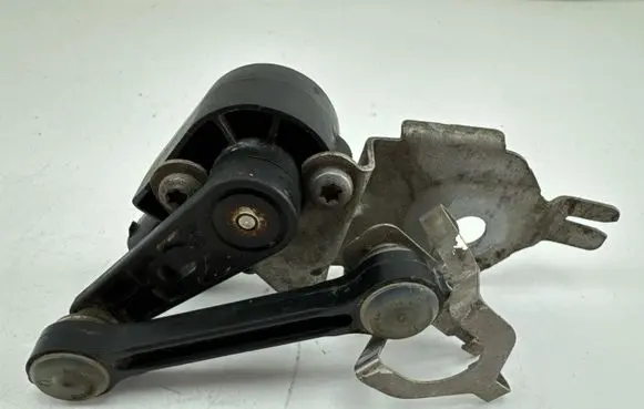 Mercedes-Benz EQC Rear air suspension level height sensor A0009053704