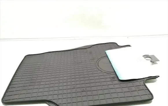 Mercedes-Benz A W168 Front floor mat Q38016800