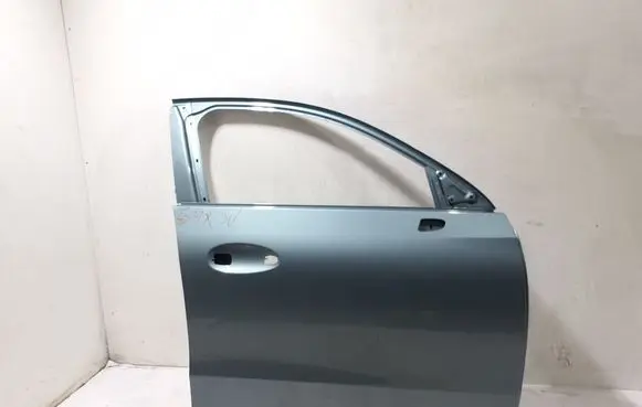 Mercedes-Benz GLC C254 Front door A2547223800