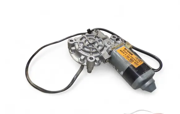 Audi A8 S8 D2 4D Rear door window regulator motor 4D0959802