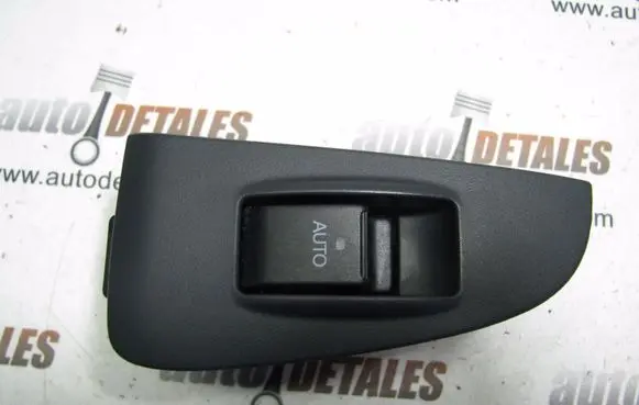 Toyota Avensis T250 Electric window control switch 7427205020