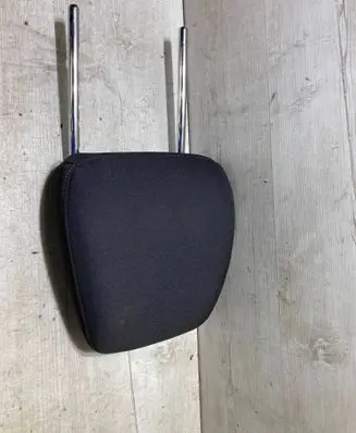 Ford Focus Front seat headrest 