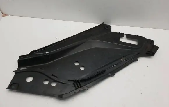 Volvo XC90 Radiator trim 31442733