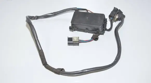 BMW 5 E39 Coolant fan relay 6921354