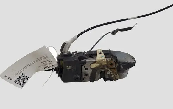 Peugeot 508 Front door lock A02522