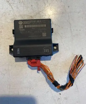 Audi A4 S4 B8 8K Gateway control module 8T0907468H 403221