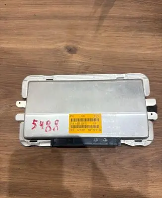 BMW X3 F25 Air suspension control unit module (rear) 6865029 129164 28402631283