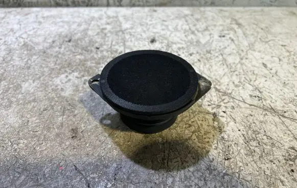 Jeep Grand Cherokee WL Front door speaker 68423513AA 26777AA