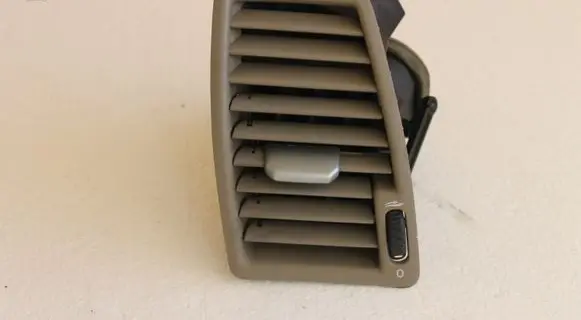 Volvo XC90 Dashboard side air vent grill/cover trim 3409398