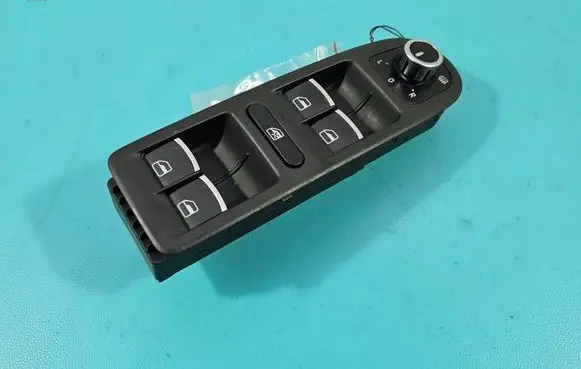 Volkswagen Golf VI Electric window control switch 5K0867255A IMPRK1591164