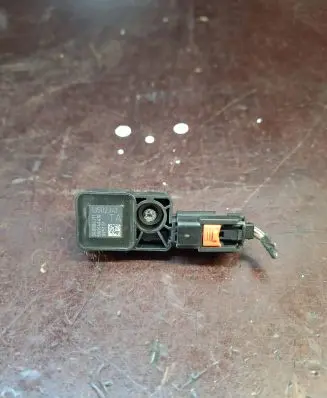 Opel Insignia A Airbag deployment crash/impact sensor 340806311 5WK44410 095101