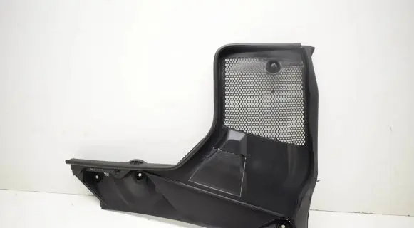 Mercedes-Benz C W205 Other engine bay part A2058308404