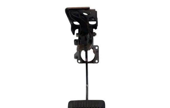 Subaru Outback Brake pedal bracket assembly 