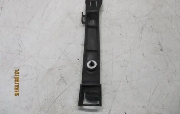 Opel Vivaro Seat belt adjustment rail 