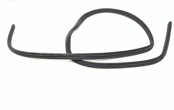 Maserati Quattroporte Rubber seal rear door