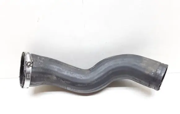 Volvo XC90 Intercooler hose/pipe 30680217