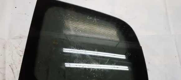 Opel Sintra Rear side window