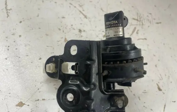 Lexus RX 450H Electric auxiliary coolant/water pump 0641001301