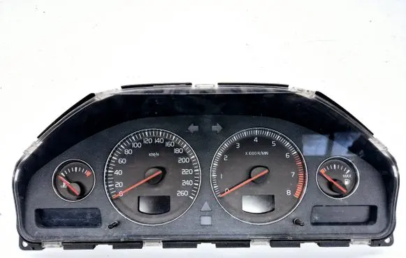 Volvo V70 Speedometer (instrument cluster) 69594210T 30682272 8602882