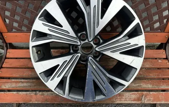 Audi Q4 Sportback e-tron R19 alloy rim 