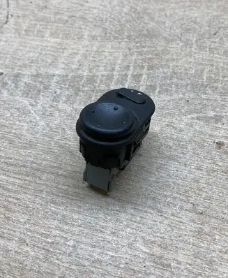 Opel Zafira A Wing mirror switch 09226861
