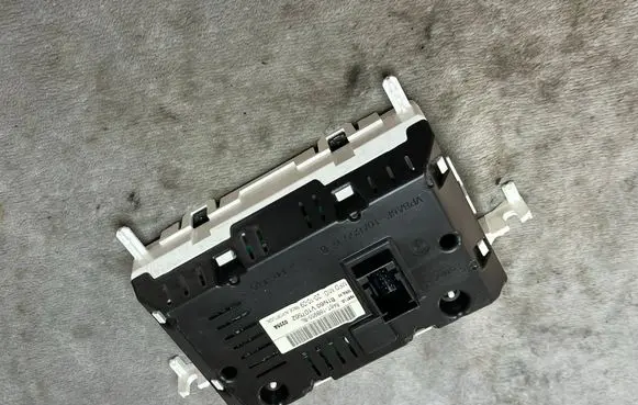 Ford Fiesta Rear glass lock/latch C842 1940795