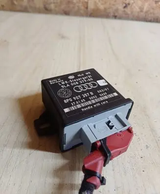 Audi A4 S4 B7 8E 8H Light module LCM 5LA00837900 8P0907357B