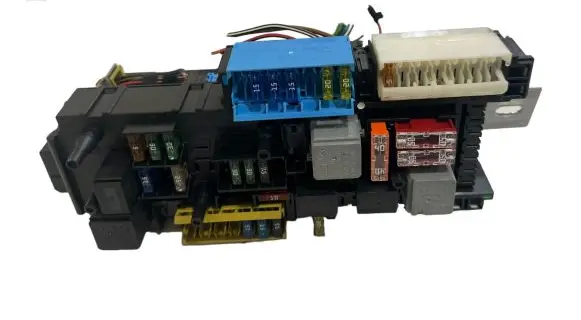Mercedes-Benz GLK (X204) Fuse module 2049009001 5DK00922568 2049014001