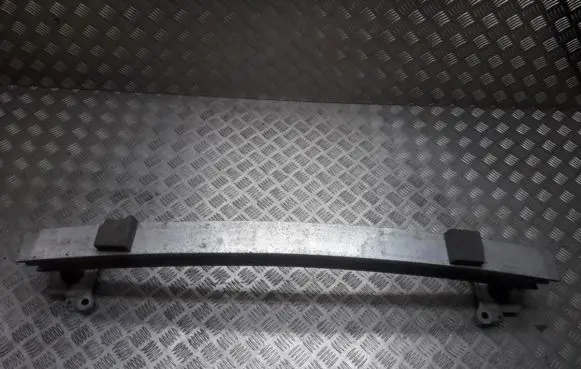 Audi A3 S3 8L Front bumper mounting bracket