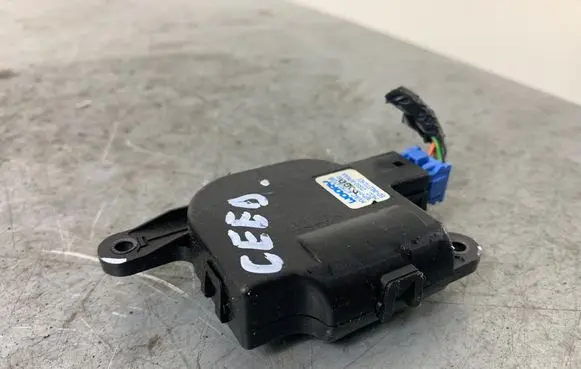 KIA Ceed Air flap motor/actuator D332AP6AA
